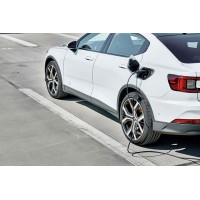Elektromos autókra optimalizálta gumiabroncsait a Continental